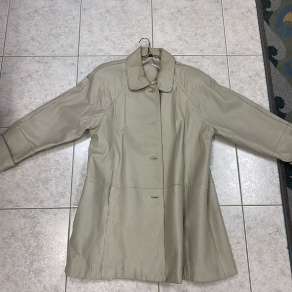 Jacqueline Ferrar Large Leather Jacket - Picture 4 of 5